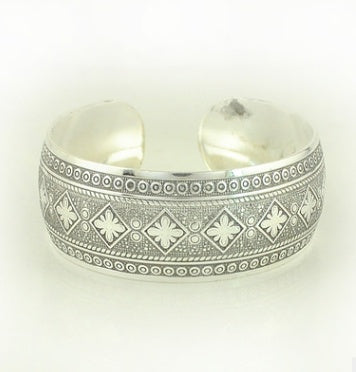 Tibetan Love Cuff Bangle