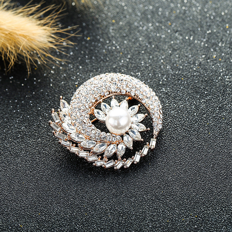 Vintage Flower Alloy Crystal Women Wearing Brooch