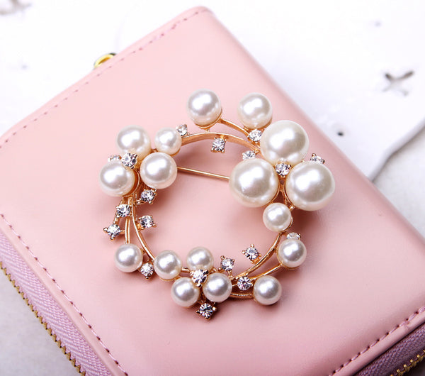 Fashionable High-End Enamel Pearl Brooch With Elegant Dress Brooch For Women