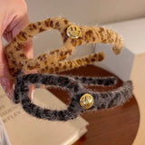 Temperamental plush leopard pattern glasses-shaped hair hoop